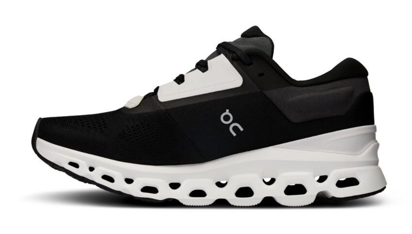 On Cloudstratus 3 løbesko til lange distancer
